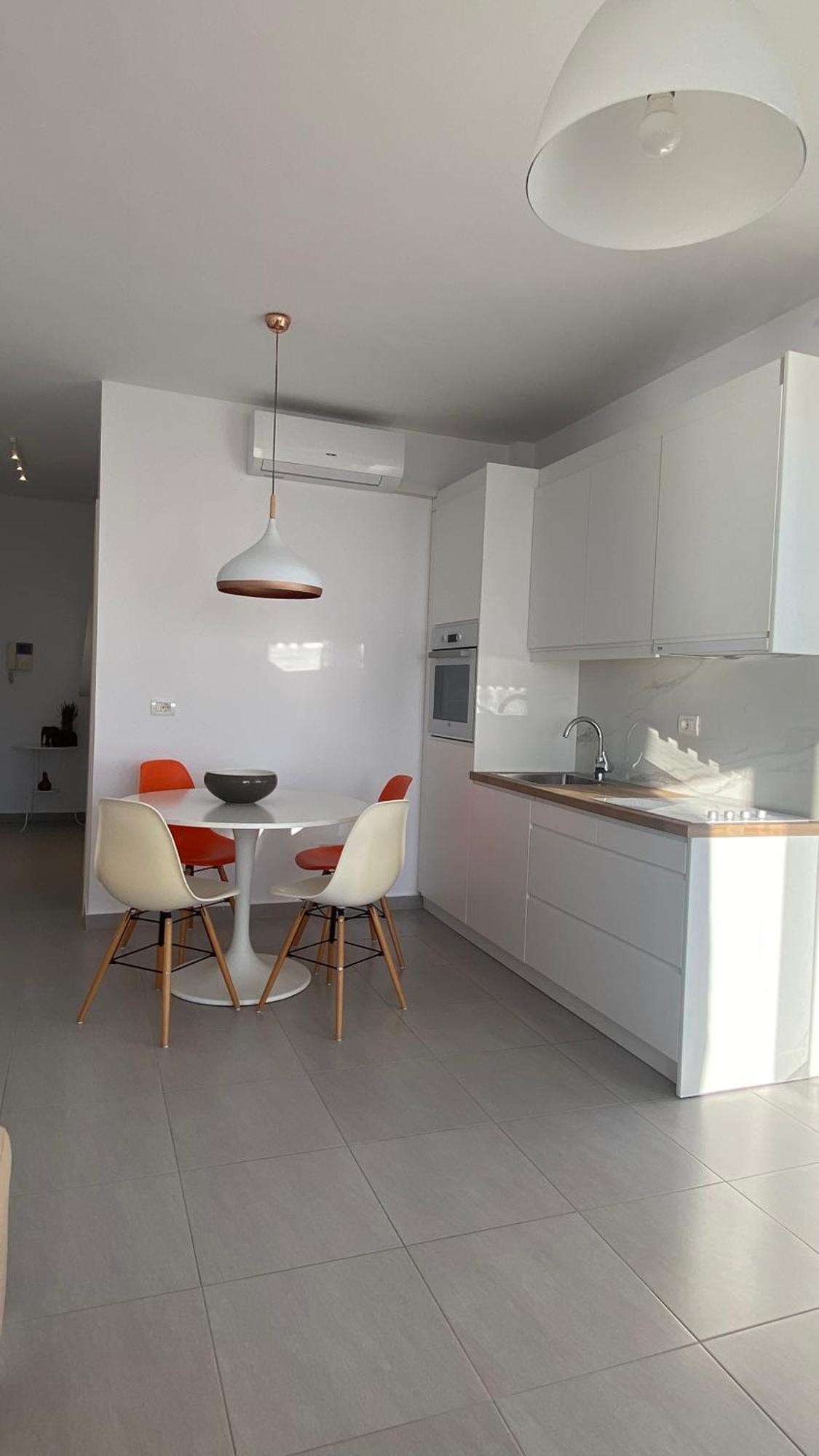 Loli Apartment Luxury White Residence Sarande Bagian luar foto